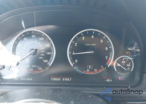 2015 BMW 528I z USA, uszkodzony, nr VIN WBA5A5C51FD515708